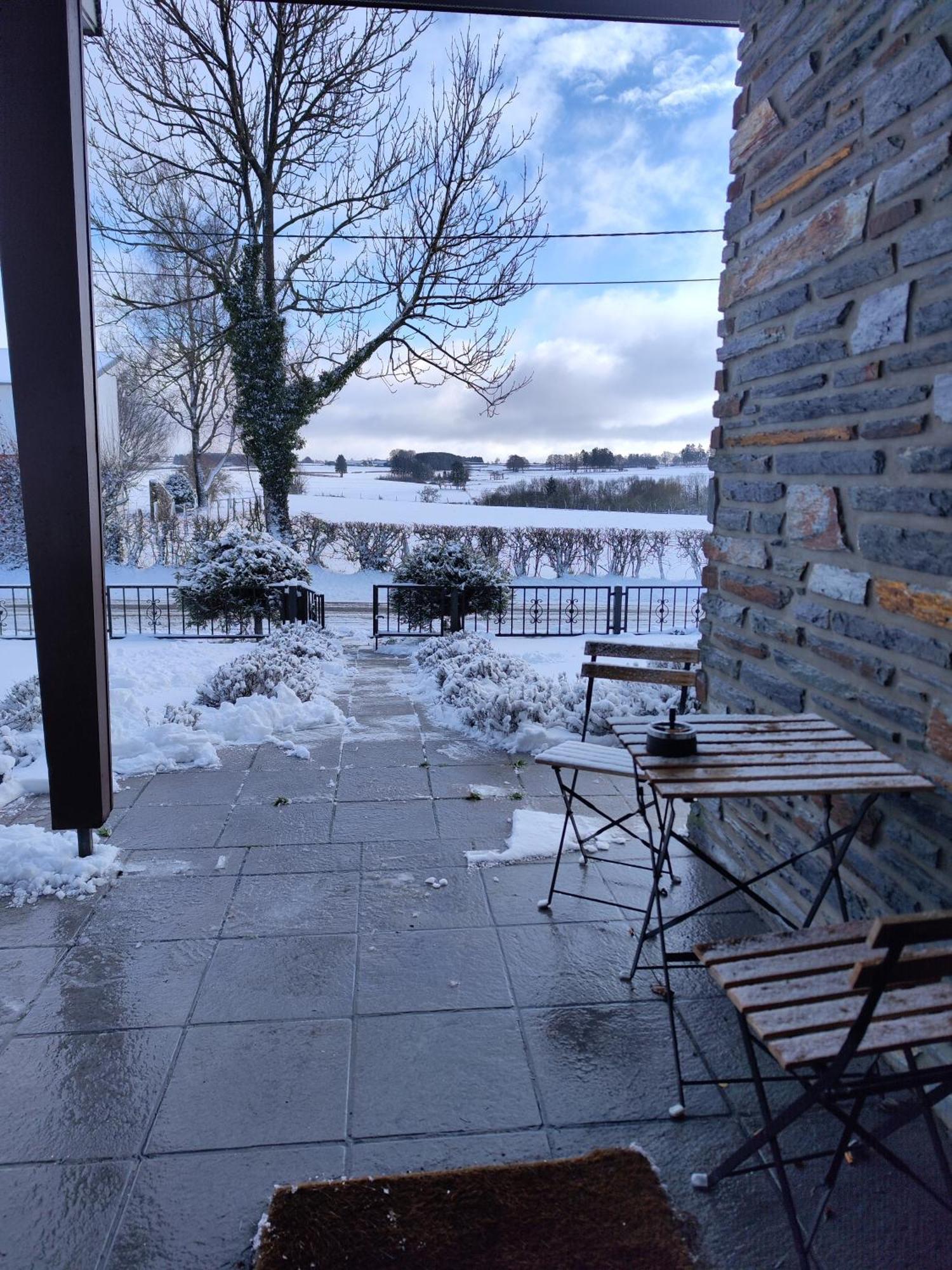 Hotel Lanonweye Weismes Exterior foto
